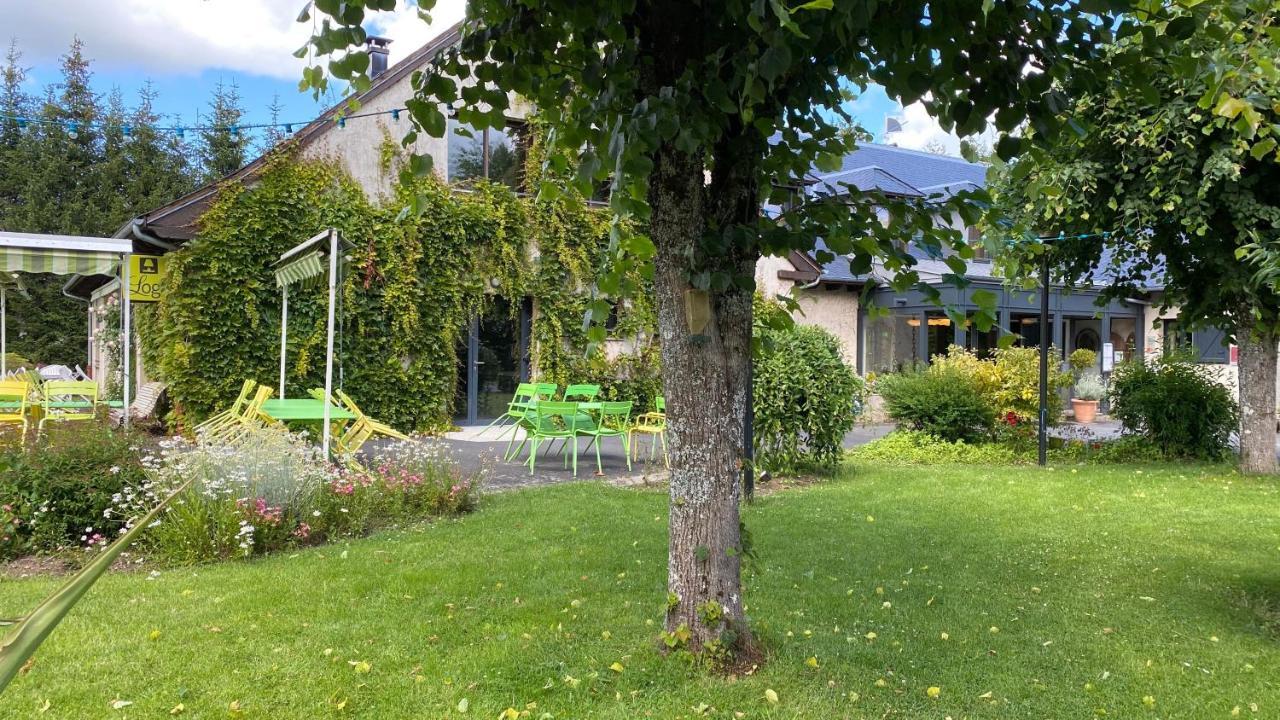 Logis Auberge Du Barrez Mur-de-Barrez エクステリア 写真